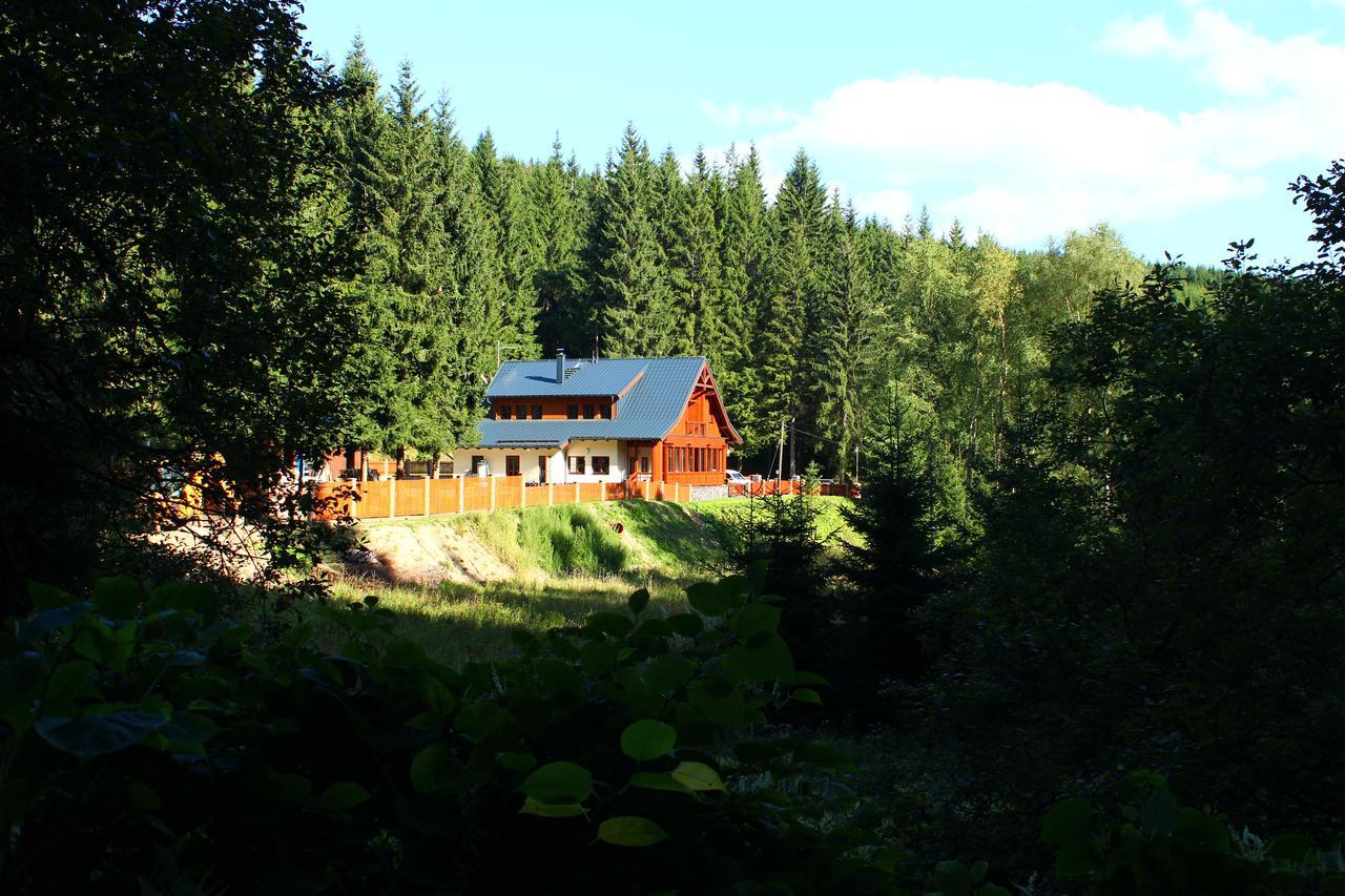 Jezirko Lesni Restaurant & Penzion Яхимов Экстерьер фото